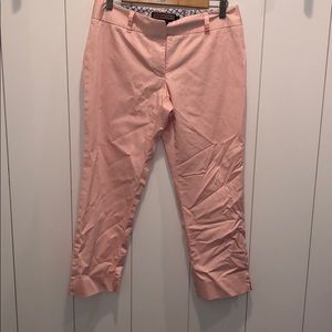 Vineyard Vines Pink cropped pants in size 6